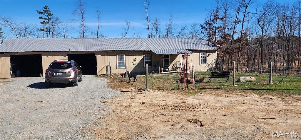 11438 Slaughter Rd, Licking, MO 65542 | Zillow