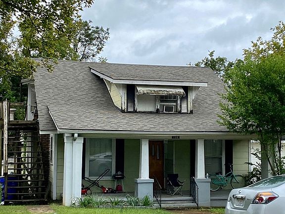 3rd image of 909 Fairchild Ave