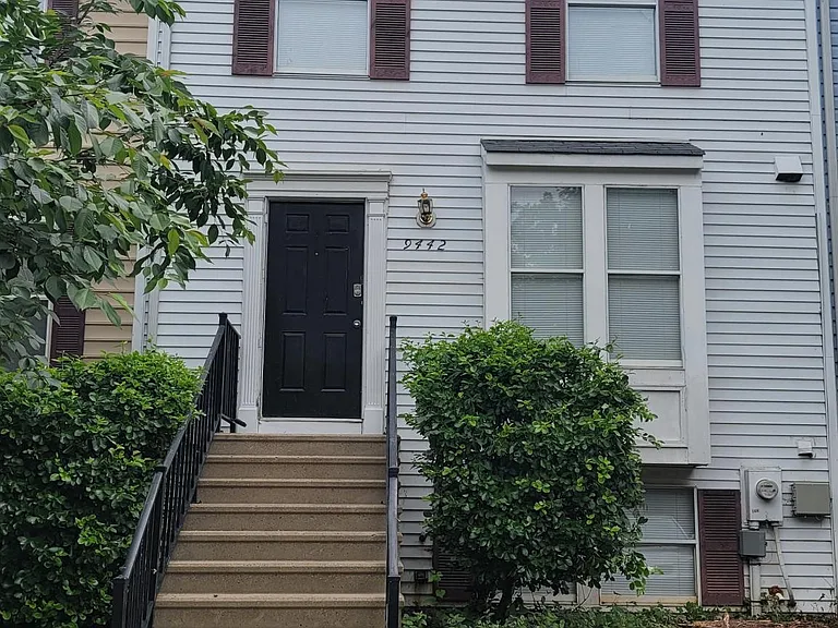 9442 Granite Hill Rd — Photo 1