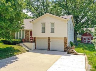 707 NE 115th St, Kansas City, MO 64155