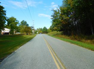314 Pleasant Meadows Dr, Gaffney, SC 29341