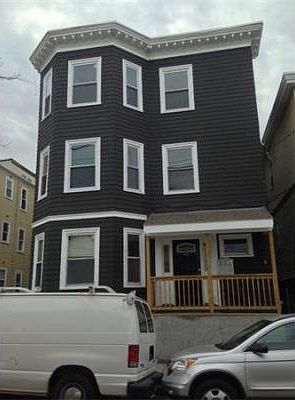 1st image of 63 Marlborough St #1