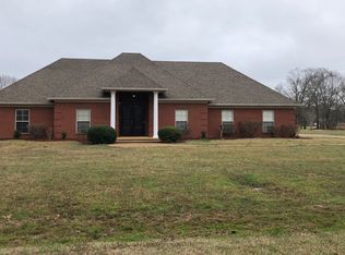 200 Jasmine Dr, Jackson, MS 39212