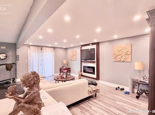 183 Misty Meadow Dr #1, Vaughan, ON L4L3V6