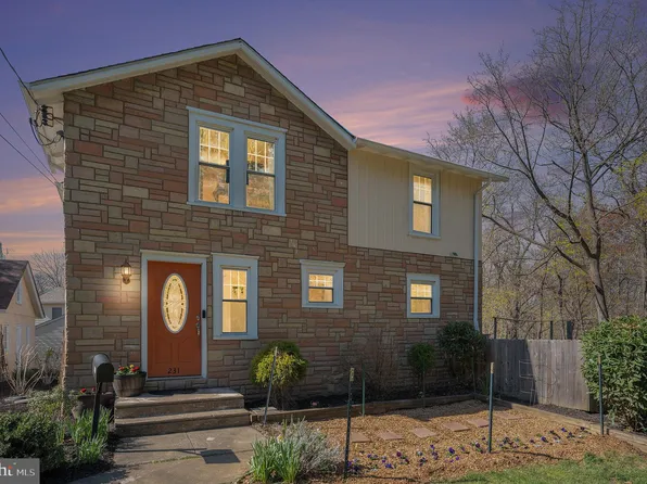 231 7th Ave, Swarthmore, PA 19081