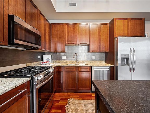 4th image of 1464 S Michigan Ave APT 1401