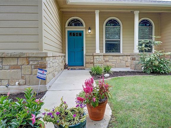 5th image of 341 Kahana Ln