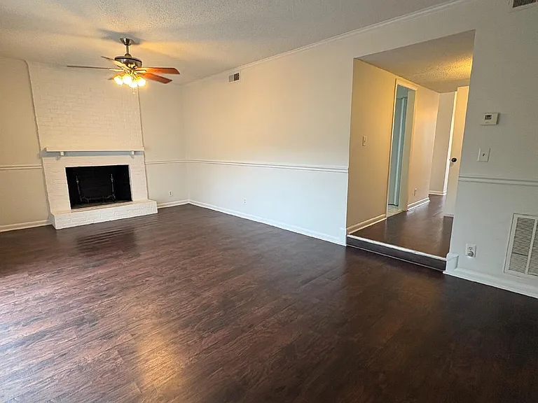 571 Winding Creek Rd #F — Photo 12