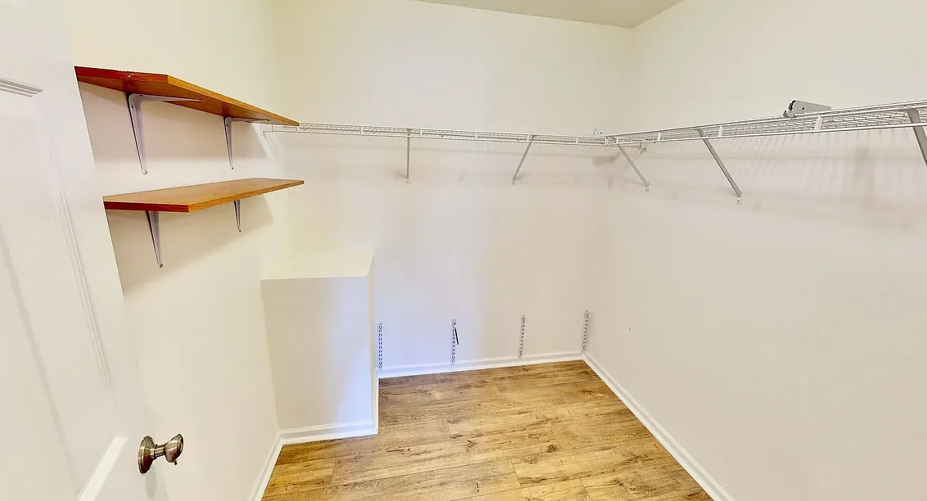 2 bed, 2.5 bath, 1439 sqft, $2,125 — Photo 3