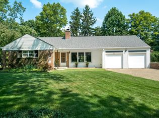 250 W Riverglen Dr, Worthington, OH 43085