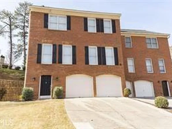 300 Halah Cir, Sandy Springs, GA 30328