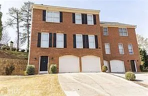 300 Halah Cir Photo 1