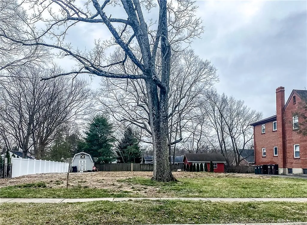 25 W Orchard Ave photo 1