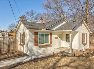 5402 Riggs St, Mission, KS 66202