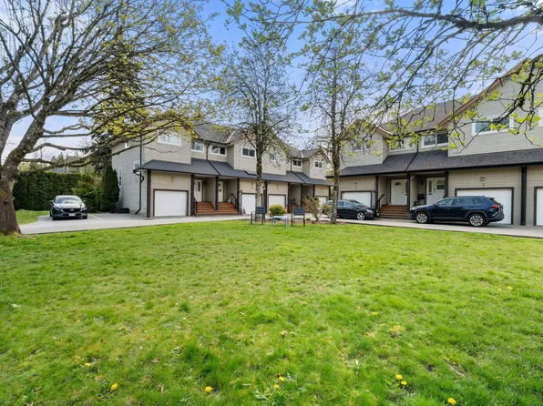 1700 Mamquam Rd #10, Squamish, BC V8B 0H7