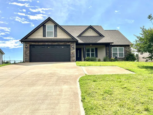 296 Brown Arrow Cir, Inman, SC 29349