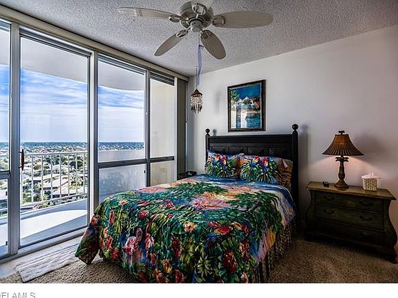 5th image of 140 Seaview Ct APT 1604N