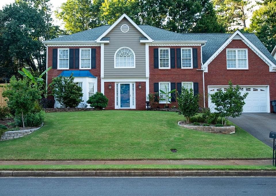 1st image of 665 Oxford Crest Ct