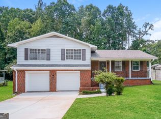 99 Hawthorne Dr, Riverdale, GA 30274