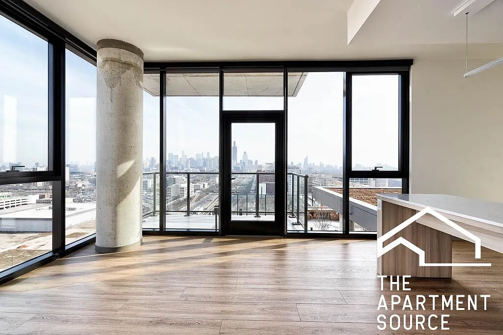 513 South Damen Avenue #2BED — Photo 3