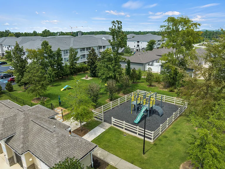 The Haven at Commons Park — Photo 35