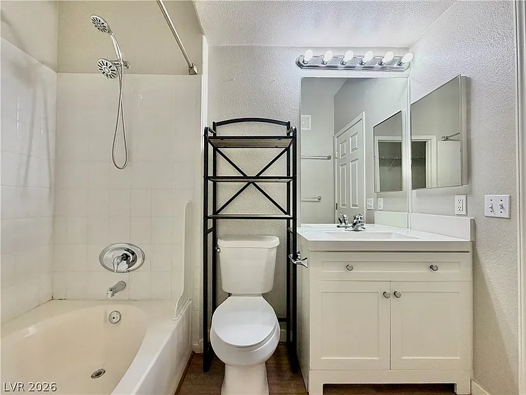 8555 W Russell Rd #2018 — Photo 17