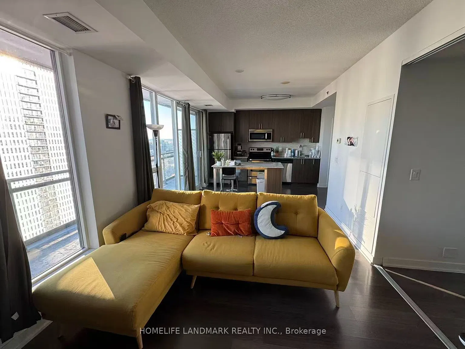1 bed, $2,000 — Photo 4
