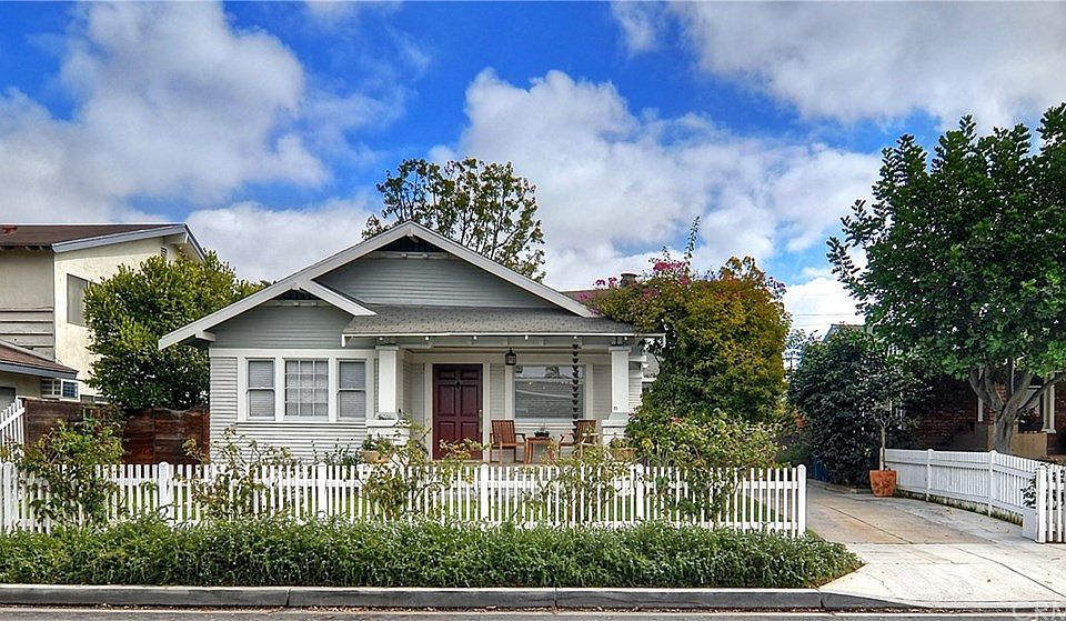 1st image of 324 Coronado Ave