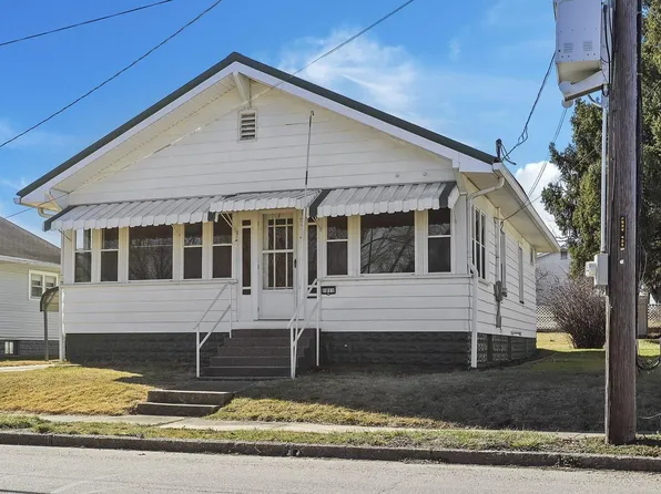 1011 Freelandville Ave, Bicknell, IN 47512