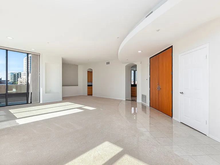 611 G St #321 — Photo 45