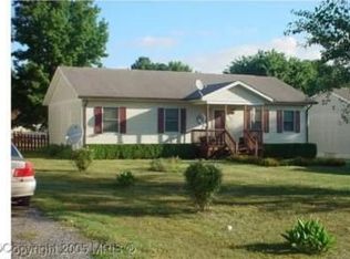 77 Clearview Dr, Colonial Beach, VA 22443