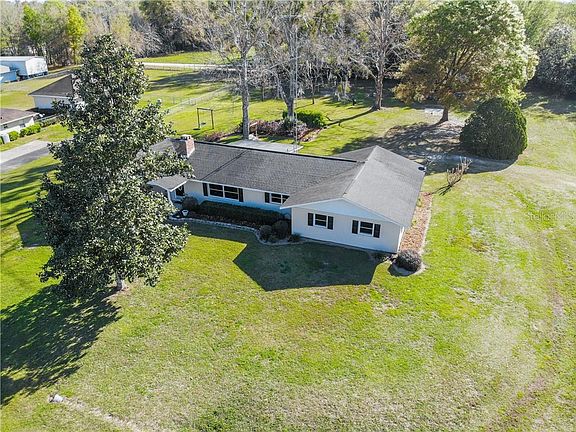 4th image of 9401 NE 12th Ct