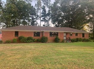6215 Navy Rd, Millington, TN 38053