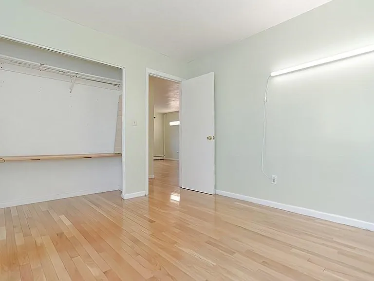 46 Adams St #C7 — Photo 8