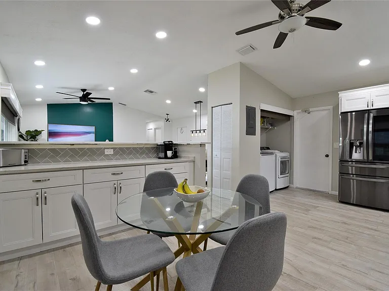 6550 Country Wood Way — Photo 23