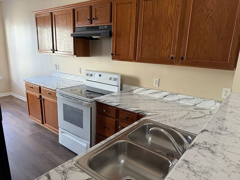 2518 Asher View Ct — Photo 3