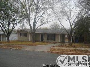 4811 Castle Sword, San Antonio, TX 78218