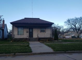 623 Logan St, Holdrege, NE 68949