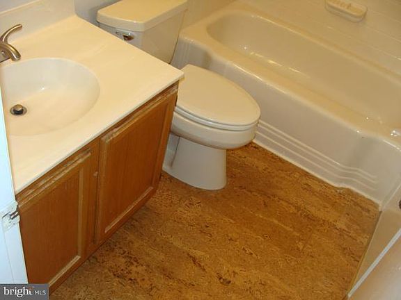 3rd image of 20129 Locustdale Dr #318