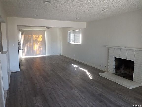 2nd image of 22454 Lull St