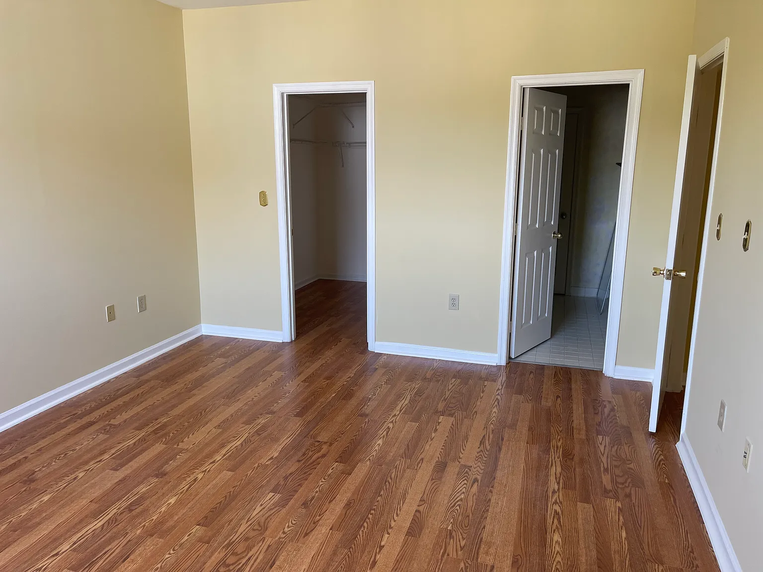 2 bed, 1140 sqft, $2,200 — Photo 4