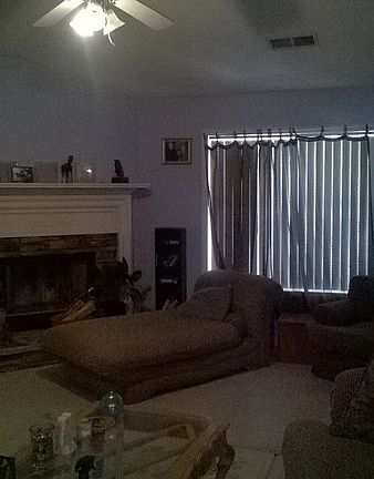 3rd image of 620 Oak Vista Ct