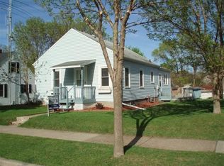 407 8th Ave S, Onalaska, WI 54650