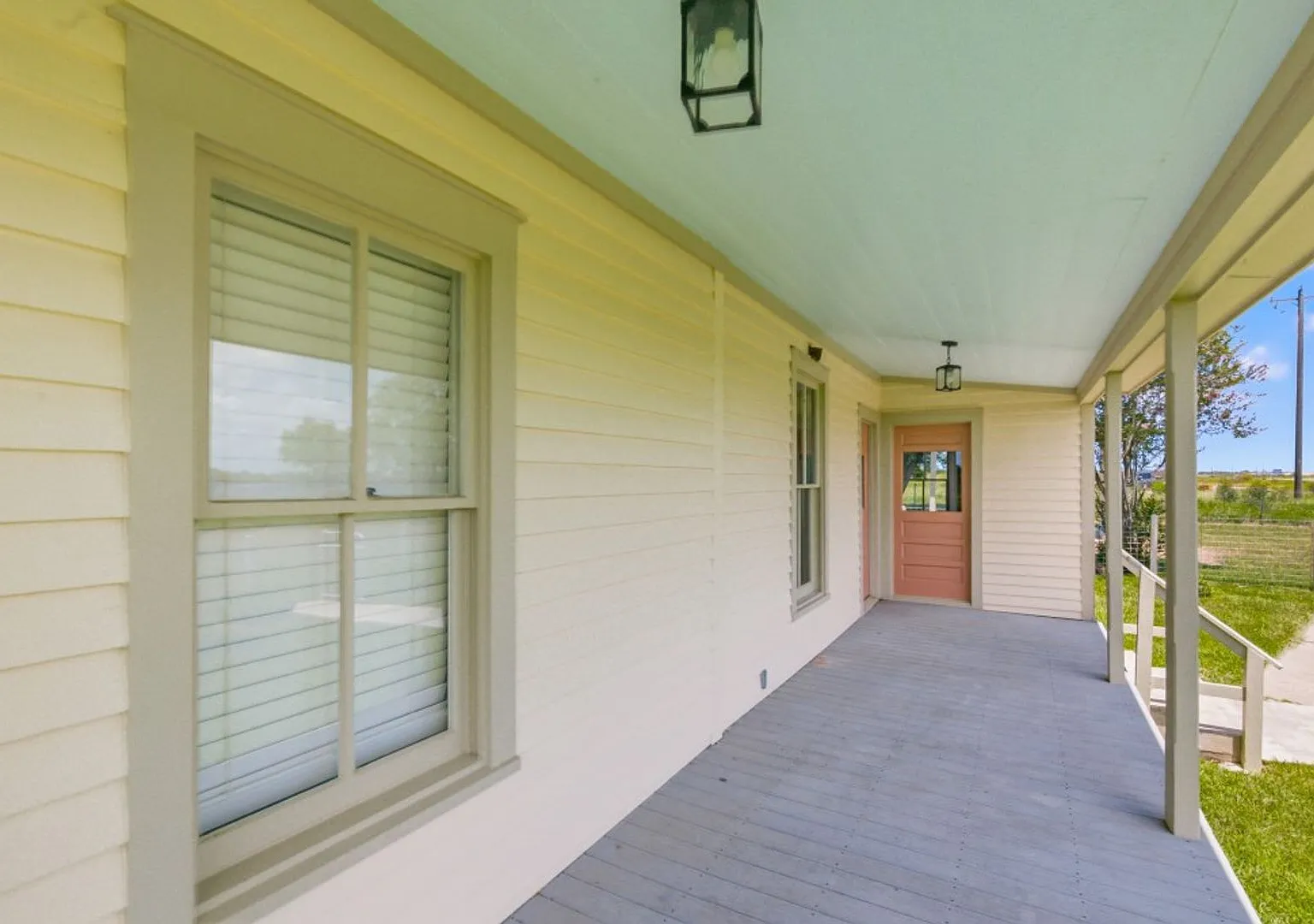 Historic Farmhouse set on 1.2 Acres! — Photo 4