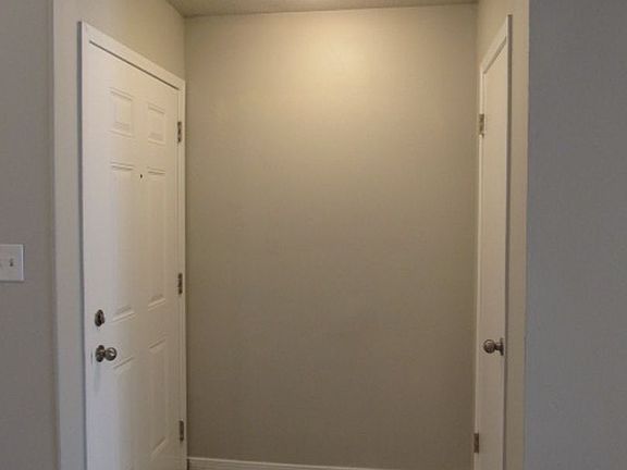 3rd image of 8411 Country Walk Dr #B