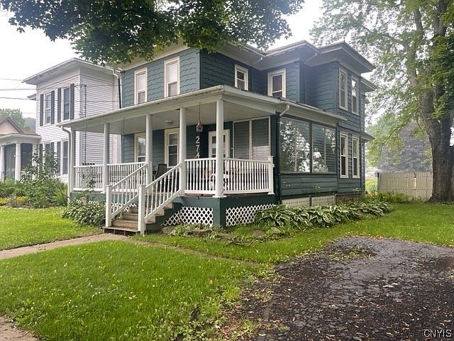 1st image of 2746 Centennial St