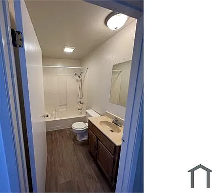 9840 E St #5 — Photo 9