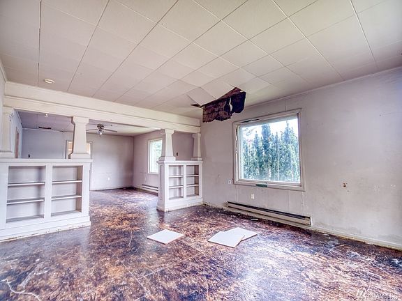 2nd image of 2920 Pacific Ave