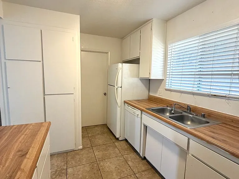 73445 Sunnyvale Dr — Photo 4