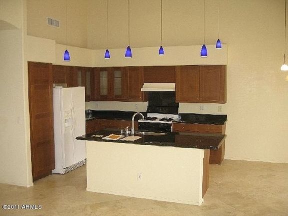 5th image of 202 N Starboard Dr